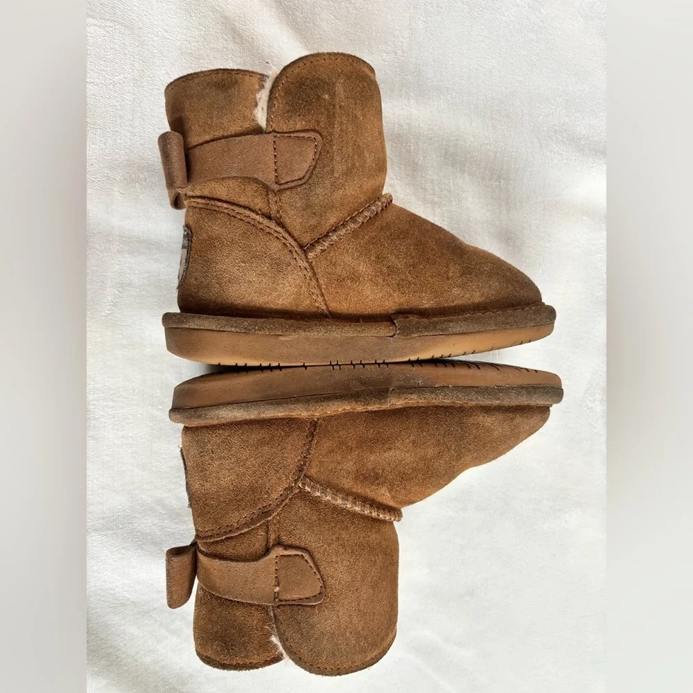 BearPaw cozy durable